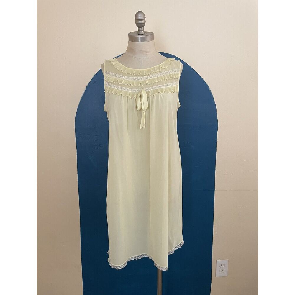 Vintage 50s 60s Butter Yellow Evette Sissy Ruffled Bust Mini Nightie Sz. Large